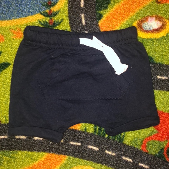 Bundle of 0-3mo outfits mostly one piece - Picture 3 of 7